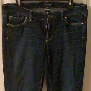 White House Black Market jeans. In very good condition. Size 8R, boot cut